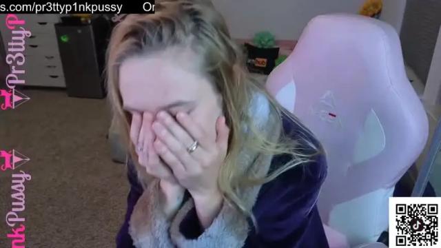 Image 10 of pr3ttyp1nkpussy Stream on Chaturbate on 3 days ago