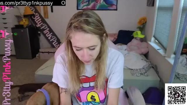 Image 4 of pr3ttyp1nkpussy Stream on Chaturbate on 4 months ago