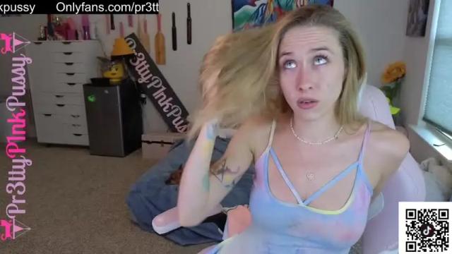 Image 2 of pr3ttyp1nkpussy Stream on Chaturbate on 3 months ago