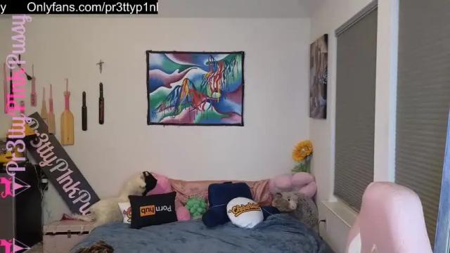 Image 6 of pr3ttyp1nkpussy Stream on Chaturbate on 3 months ago