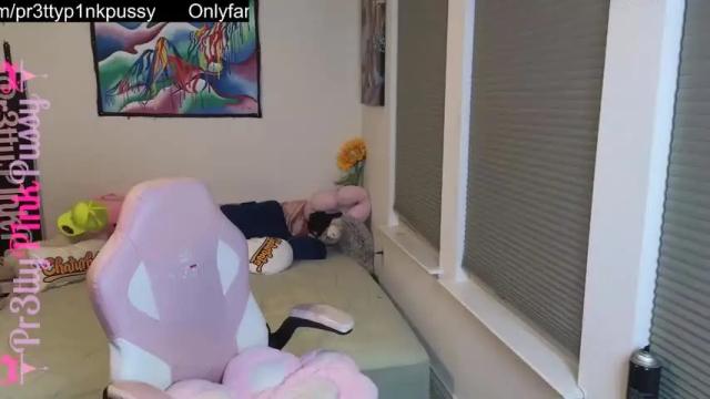 Thumbnail 1, pr3ttyp1nkpussy's Stream at Chaturbate, 2 months ago