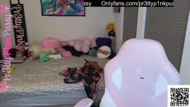 Image 4 of pr3ttyp1nkpussy Stream on Chaturbate on 2 months ago