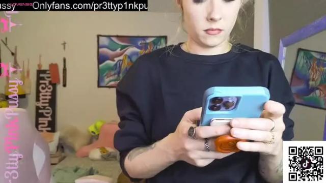 Image 2 of pr3ttyp1nkpussy Stream on Chaturbate on 1 month ago