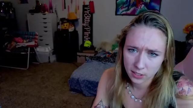 Thumbnail 3, pr3ttyp1nkpussy's Stream at Chaturbate, 2 days ago