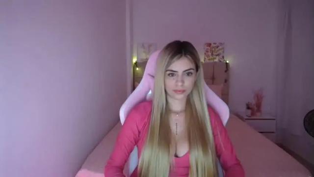 Thumbnail 3, pradaluciana's Stream at Chaturbate, 14 months ago