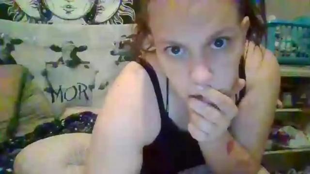 Image 3 of praisebetopussy Stream on Chaturbate on 19 months ago