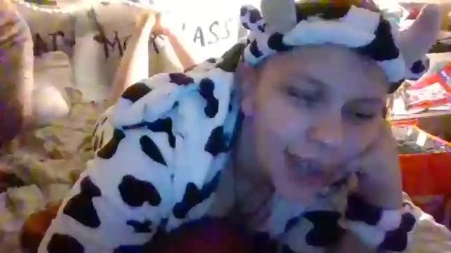 Image 10 of praisebetopussy Stream on Chaturbate on 18 months ago