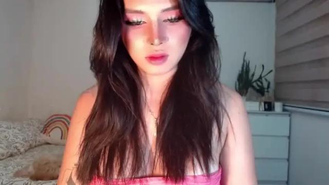 Image 2 of precious_amber69 Stream on Chaturbate on 14 months ago
