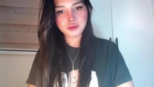 Image 4 of precious_amber69 Stream on Chaturbate on 13 months ago