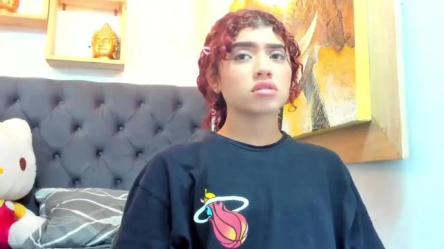 Image 7 of precious_valentine Stream on Chaturbate on 13 months ago
