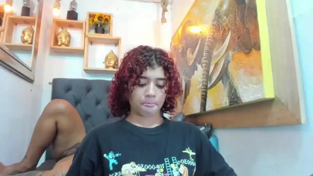 Image 3 of precious_valentine Stream on Chaturbate on 13 months ago