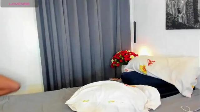 Image 4 of preciousjuliats Stream on Chaturbate on 1 month ago