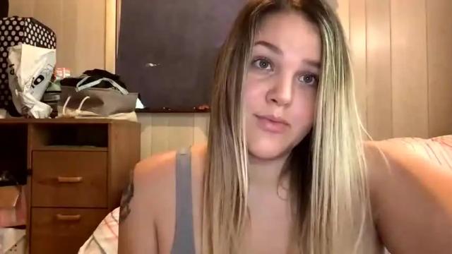 Image 11 of pregnantmomma01 Stream on Chaturbate on 25 months ago