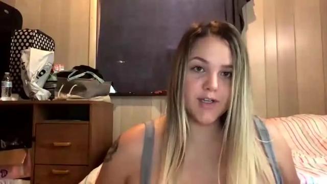 Image 4 of pregnantmomma01 Stream on Chaturbate on 25 months ago