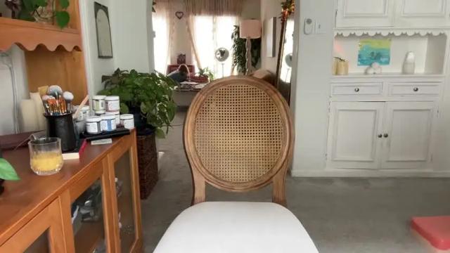 Image 2 of pretendlunch Stream on Chaturbate on 4 months ago