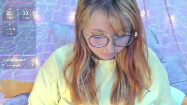 Image 6 of pretti__violet_ Stream on Chaturbate on 10 days ago