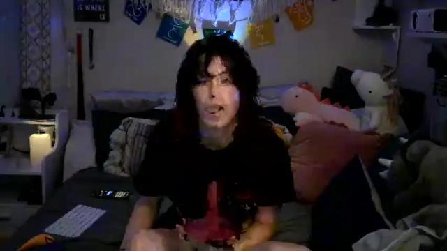 Image 10 of prettibritti Stream on Chaturbate on 23 months ago