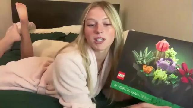 Thumbnail 1, prettiestprincess's Stream at Chaturbate, 1 month ago