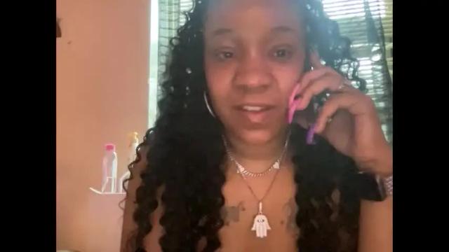 Image 4 of pretty69queen Stream on Chaturbate on 9 days ago