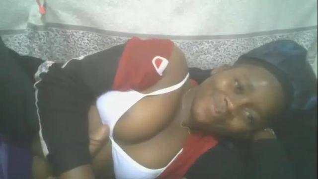 Image 10 of pretty_abella Stream on Chaturbate on 1 month ago