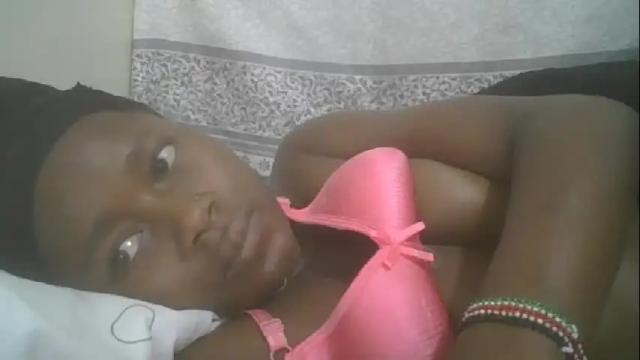 Image 2 of pretty_abella Stream on Chaturbate on 1 month ago