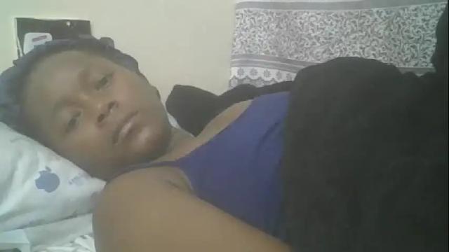 Image 3 of pretty_abella Stream on Chaturbate on 17 days ago