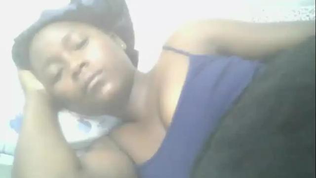 Image 4 of pretty_abella Stream on Chaturbate on 17 days ago
