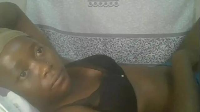 Image 6 of pretty_abella Stream on Chaturbate on 14 days ago
