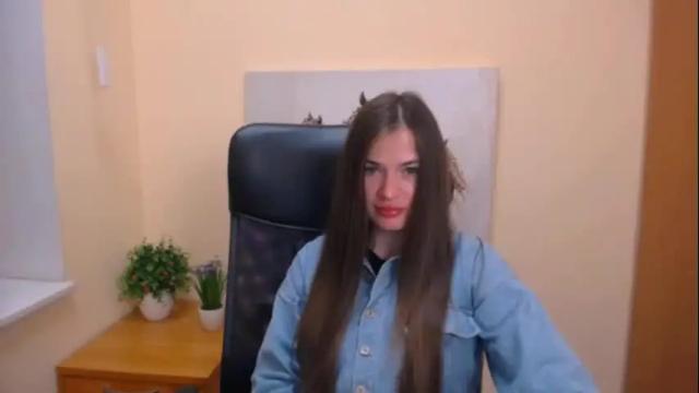 Image 3 of pretty_angell_ Stream on Chaturbate on 8 months ago