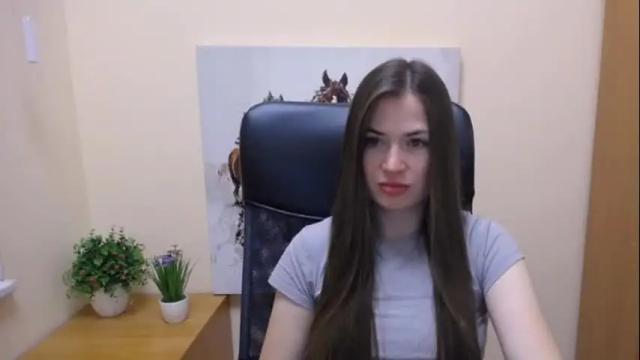 Image 3 of pretty_angell_ Stream on Chaturbate on 8 months ago