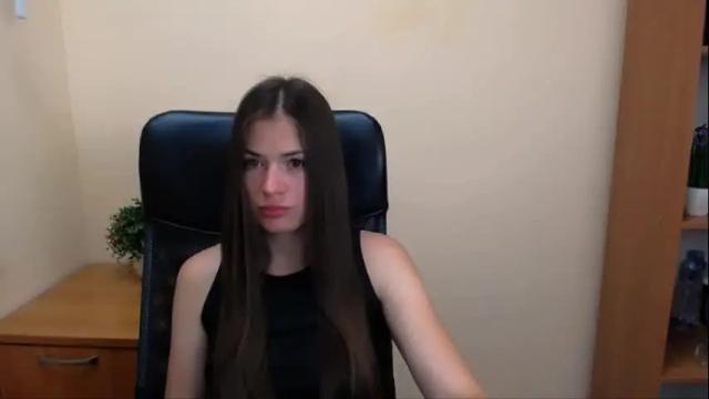Image 11 of pretty_angell_ Stream on Chaturbate on 6 months ago