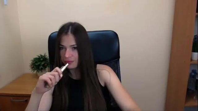 Image 2 of pretty_angell_ Stream on Chaturbate on 6 months ago
