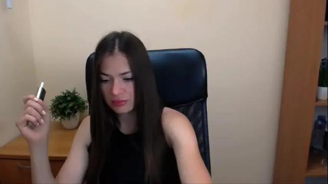Image 3 of pretty_angell_ Stream on Chaturbate on 6 months ago