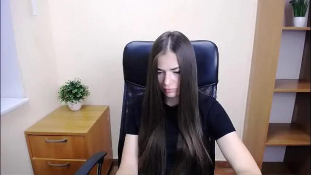 Image 11 of pretty_angell_ Stream on Chaturbate on 5 months ago
