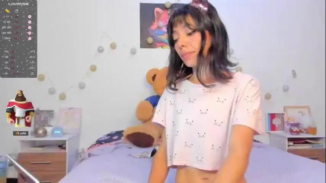 Image 7 of pretty_azulita Stream on Chaturbate on 20 months ago