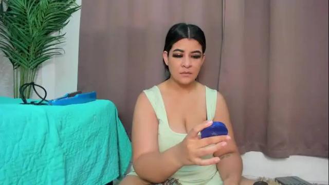 Image 3 of pretty_bigboobs_ Stream on Chaturbate on 2 days ago
