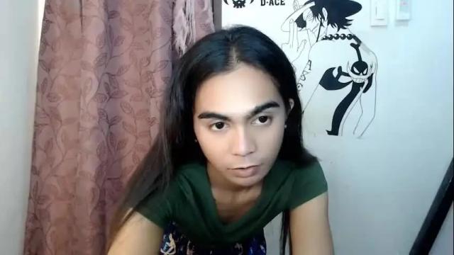 Image 3 of pretty_breenaxxx Stream on Chaturbate on 2 months ago