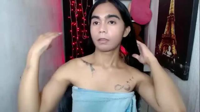 Image 2 of pretty_breenaxxx Stream on Chaturbate on 2 months ago