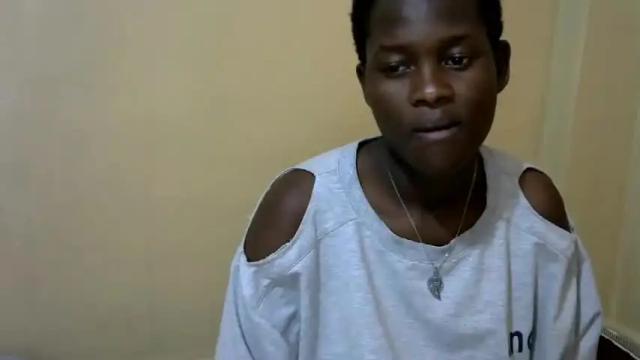 Image 8 of pretty_candy2 Stream on Chaturbate on 19 months ago