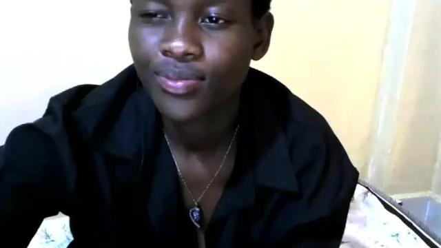 Image 8 of pretty_candy2 Stream on Chaturbate on 19 months ago