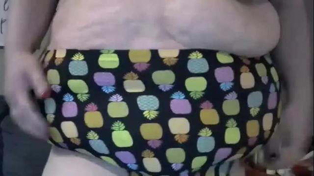 Image 12 of pretty_chaotic Stream on Chaturbate on 15 months ago