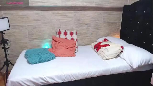 Thumbnail 1, pretty_cristal22's Stream at Chaturbate, 1 month ago