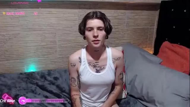 Image 8 of pretty_cristal22 Stream on Chaturbate on 1 month ago