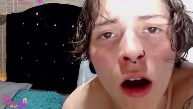 Image 6 of pretty_cristal22 Stream on Chaturbate on 1 month ago