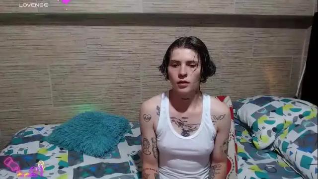 Image 4 of pretty_cristal22 Stream on Chaturbate on 8 days ago
