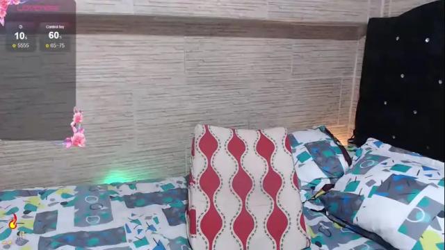 Image 2 of pretty_cristal22 Stream on Chaturbate on 3 months ago