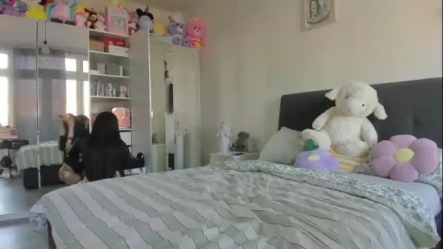 Image 3 of pretty_eve Stream on Chaturbate on 3 months ago