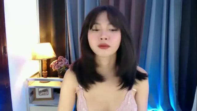 Image 2 of pretty_kimxxx Stream on Chaturbate on 16 days ago