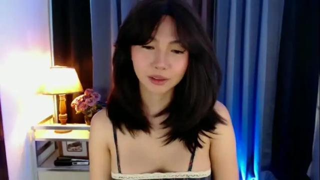 Image 12 of pretty_kimxxx Stream on Chaturbate on 14 days ago