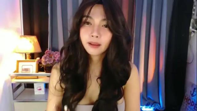 Image 4 of pretty_kimxxx Stream on Chaturbate on 1 month ago
